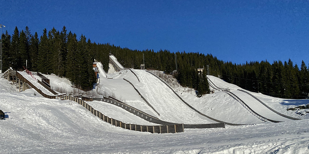 Image #5: Panorama veiw of the ski jumps in the slopes called Bjørkelibakken.
