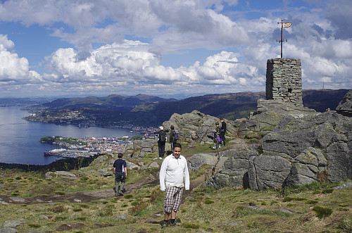 Image #6: By the cairn on top of Mount Løvstakken [477 m.a.m.s.l.].