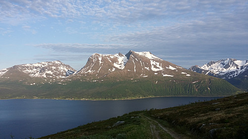 Utsikt mot Malangshalvøya
