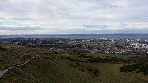 View of Edinburgh from Piper's Walk