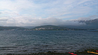 Tåken låg lav over Kvaløya og Eidhaugen.