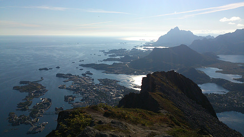 Svolvær fra toppen av Fløya