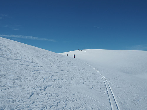 På vei fra Fjellbu til Skoaddejavre 3. juni 2017