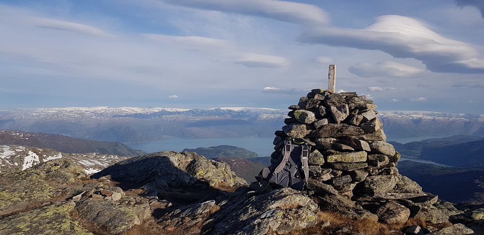 Varden på toppen av Skrott