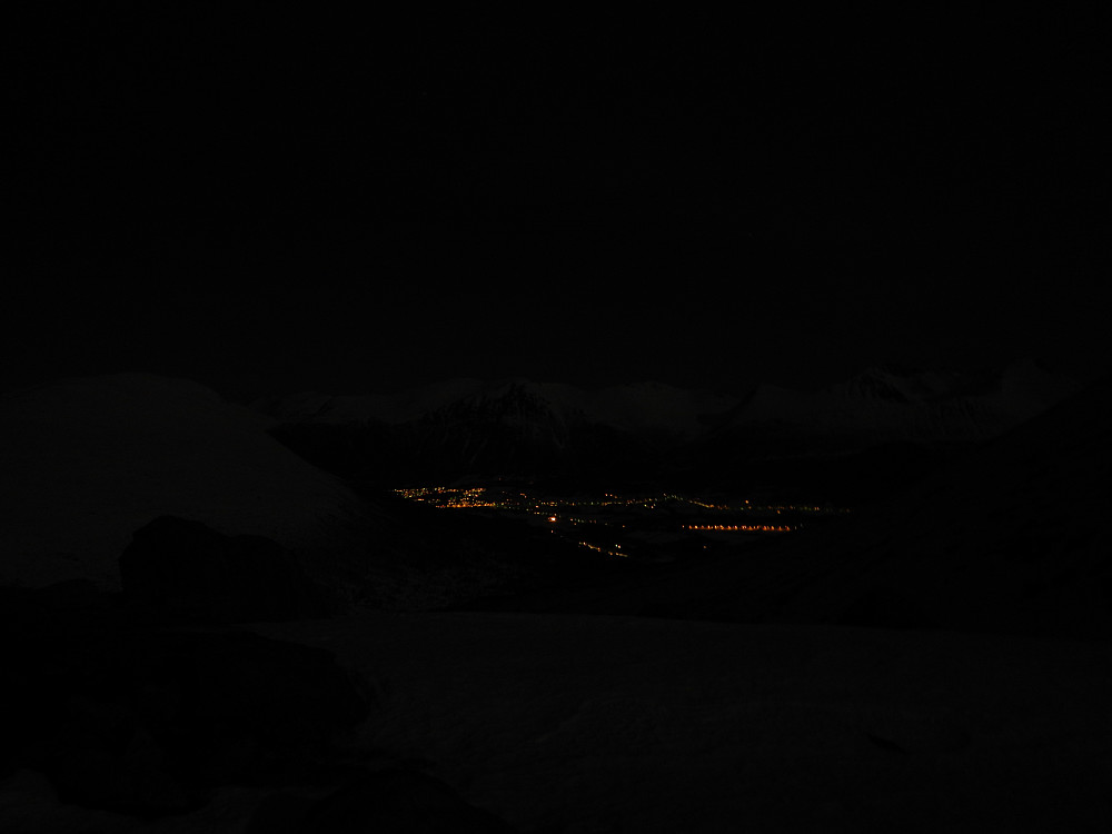 Isfjorden by night