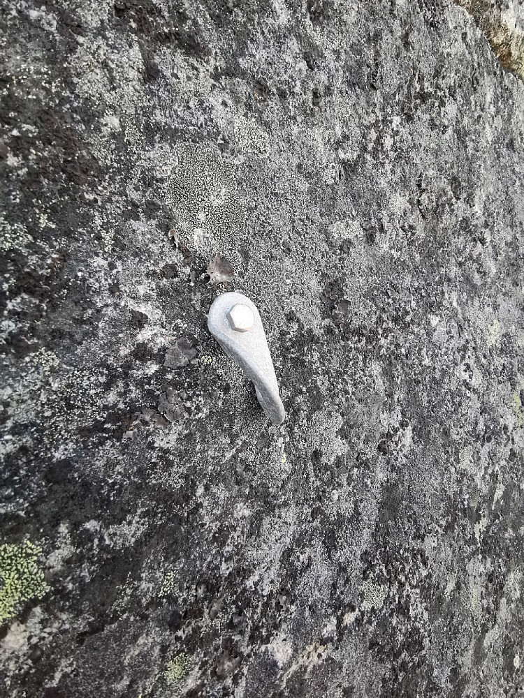Enslig drittbolt