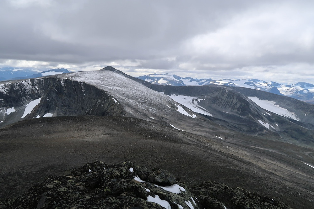 Fra Stornubben mot Nautgardstind