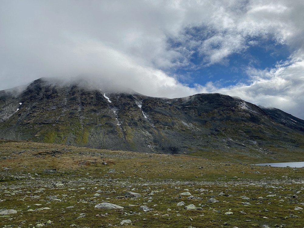 Tverrbotntindane sett frå Leirvassbu