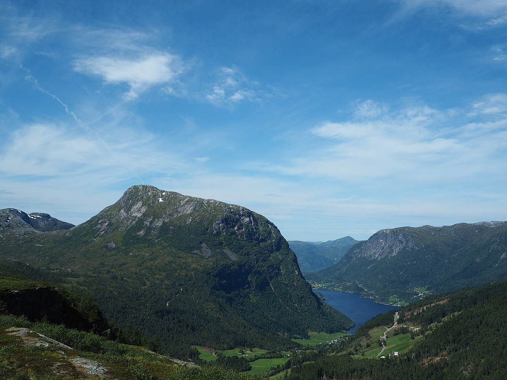Drøsinga og Holsavatnet