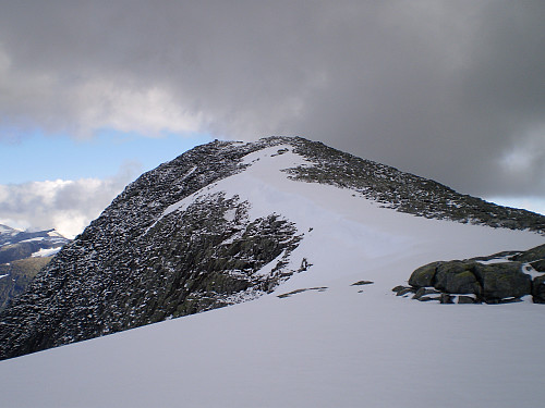 Nysnø på Kyrkjenibba