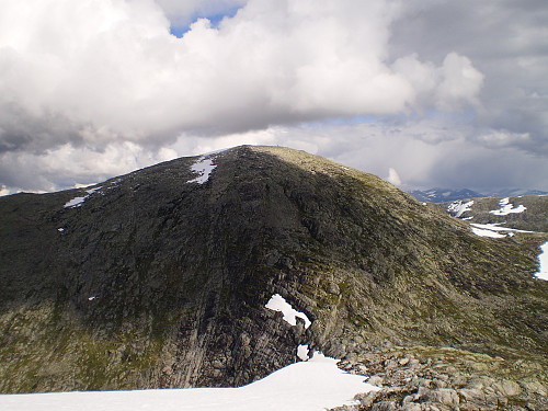 Frå Sølvberget mot Kragefjellet. Heldigvis ikkje så bratt som det såg ut som. 