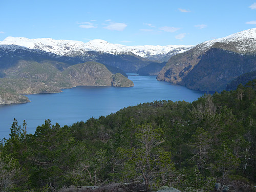 Utsikt nordover Osterfjorden