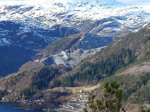 Husafjellet med zoom