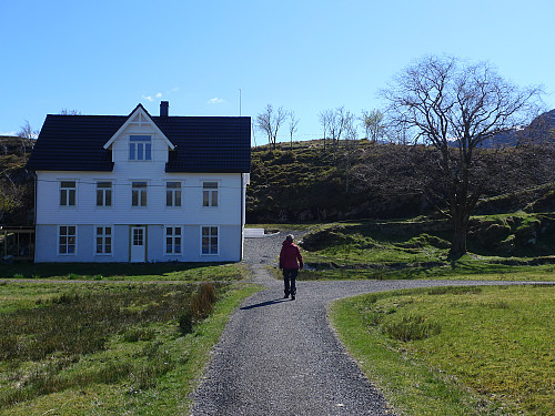 Engang var det skolehus på Gangsøya ....