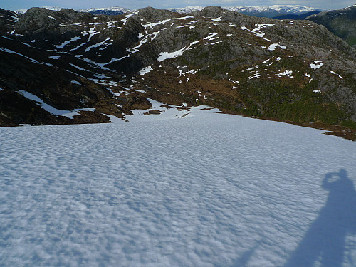 Lettgått snøflanke ned østsiden av Hestafjellet