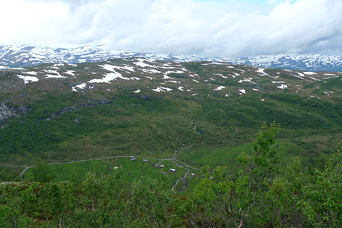 Mot Langedalen og Helgaset