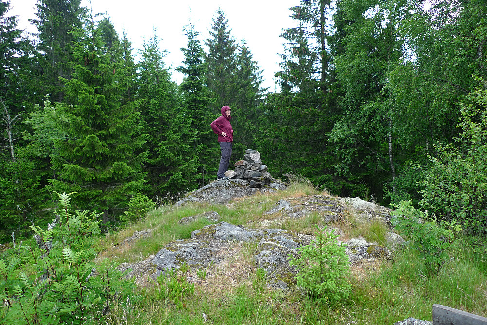 Astrid på Svartåsen - kommunetoppen i Lørenskog