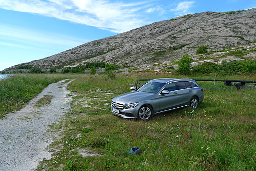 Gode parkeringsmuligheter nærstranden!