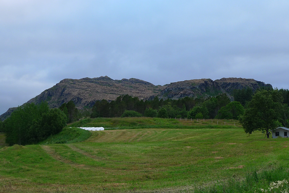 Størvet (Hundøyran) 302 moh på Leka sett fra nord