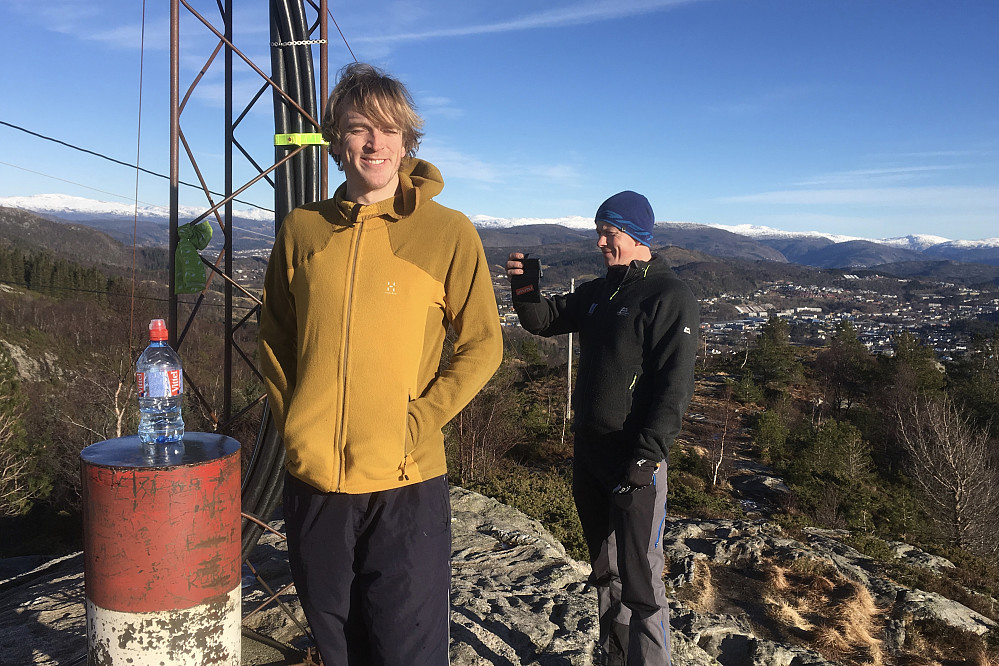 T stolte PB-gutter - Øyvind og Hans Ragnvald - på toppen av Geitanuken