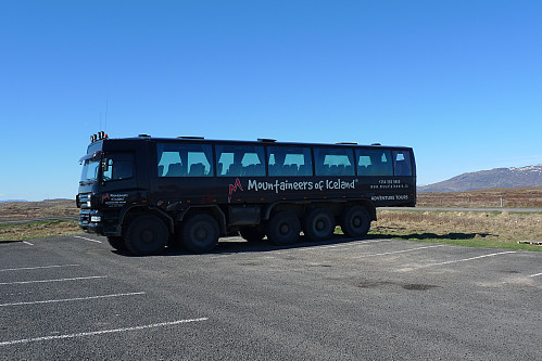 Islandsk terrengbuss ved Gullfoss!