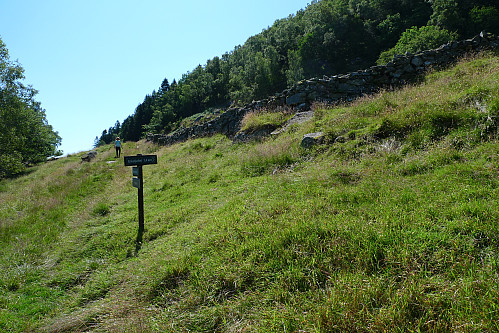 Skilt viser vei til Eikefjellet