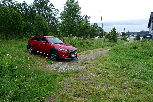 Plass til 2 biler på Hundstad øst på Håkøya