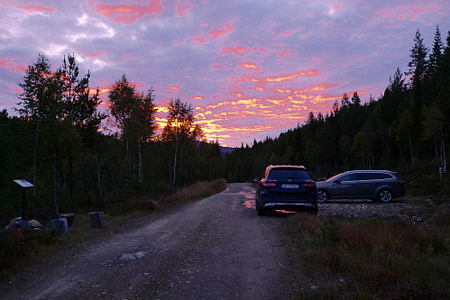 Flott solnegang da jeg passerte Roan parkering på tilbaketuren