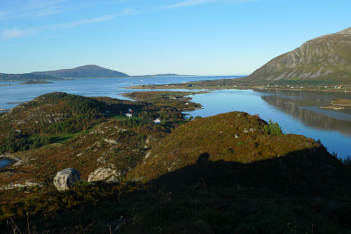 Utsikt nordover mot Skulen 492 på Flemsøya