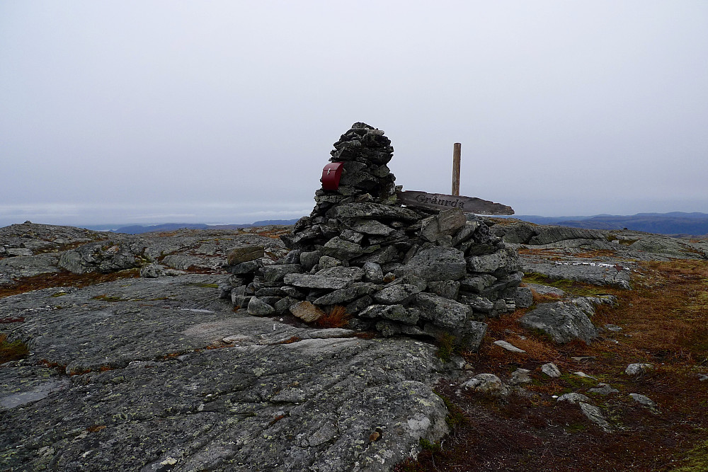 Varden på det offisielt høyeste sted i Snillfjord kommune Gråurda sør 791,7 moh
