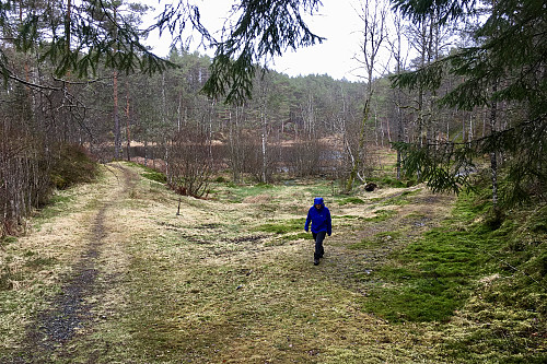 Ta til høyre her for mest direkte rute mot Galtåsen