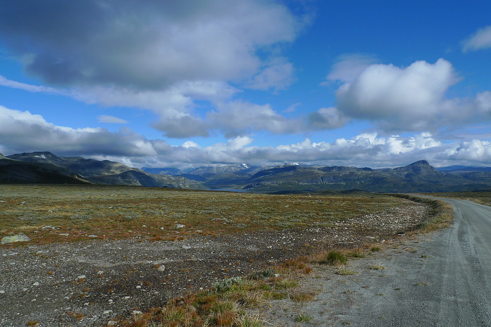 Vakkert fjellområde i Valdres! Bitihorn mot høyre