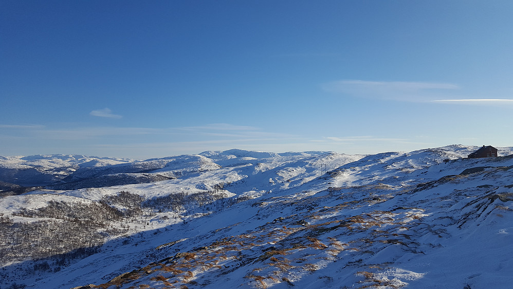 Utsikt mot sørøst fra Arnahytten. Foto Liv Synnøve.