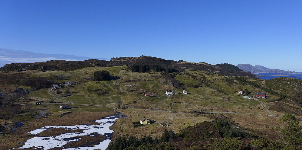 Oversikt over Vallestad-gårdene der slekten min (tippoldefar og oldemor) bodde på midterste bruket i 1850-årene!