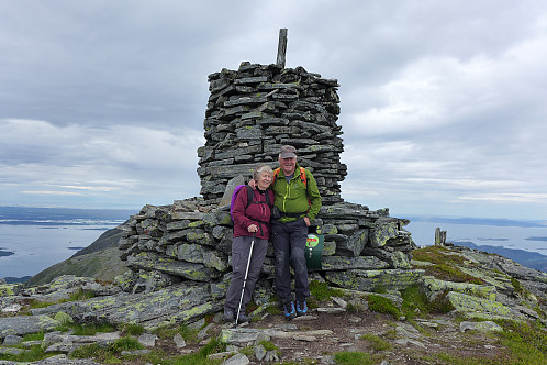 Oss to på Innerbergsalen. Foto Bjørn