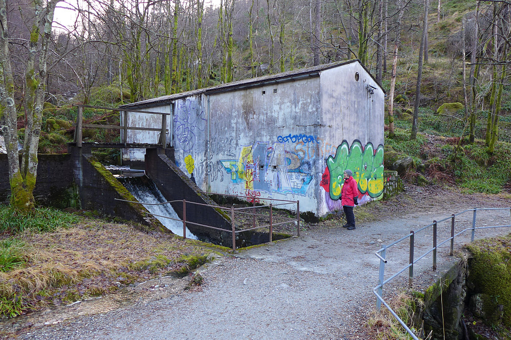 Byfjellene 51 - Vannverkshuset i Skiveien. Nummer mangler.