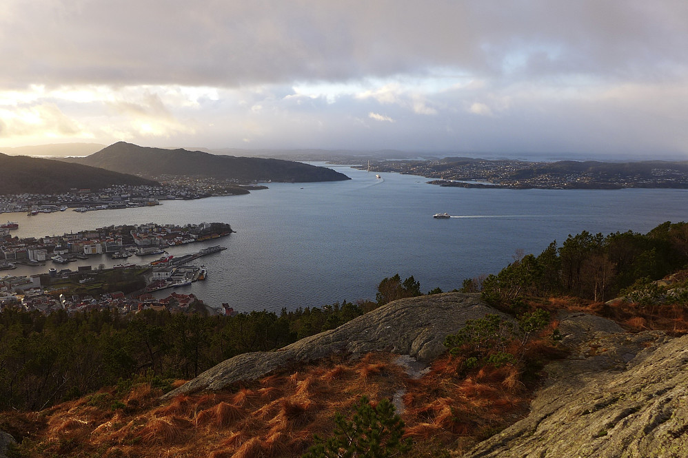 Desember i Bergen sett fra Sandviksfjellet