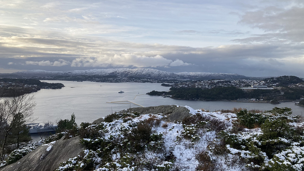 Fra Eldtona mot Liatårnet i Fjell