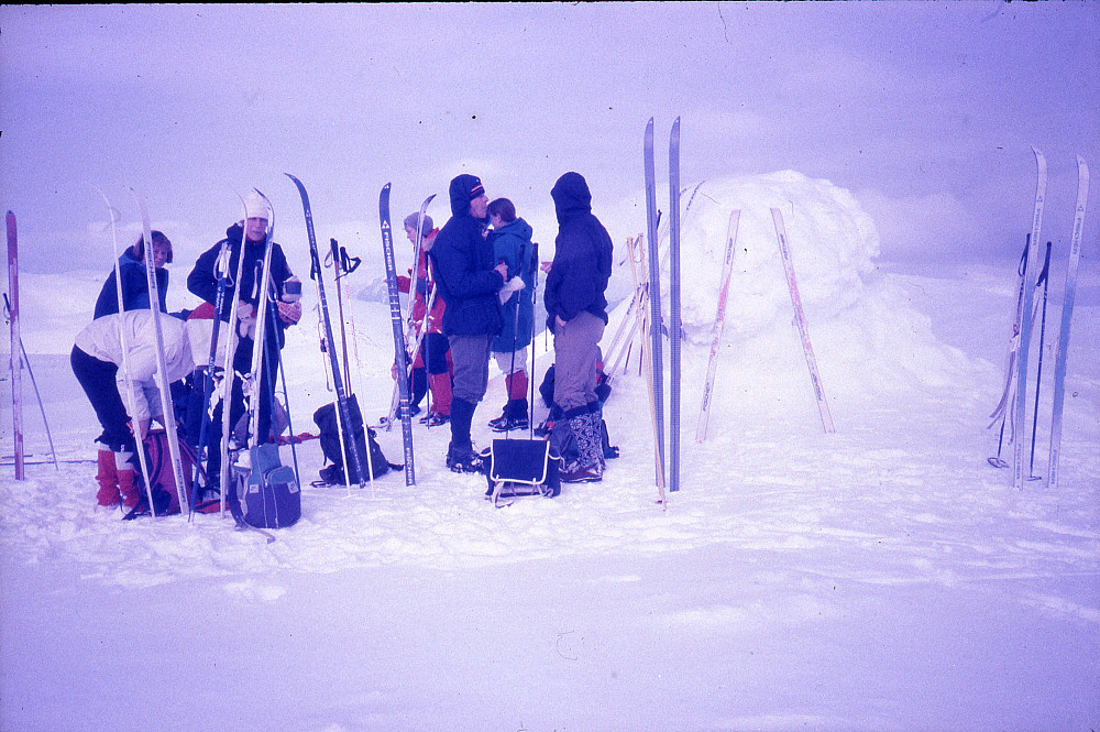 Fossdalskavlen med jobben april 1992