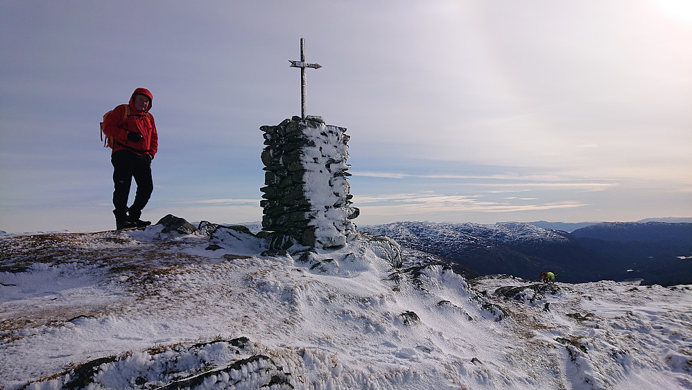 Varden på toppen av Slettegga. Foto Helge Titland