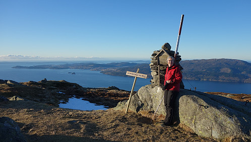 Storahorga på Fusafjellet 666 moh en strålende januardag i 2013!