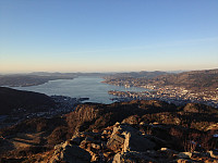 Utsikt nordover Byfjorden i Bergen fra Løvstakken