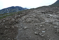 Jord- og steinras fra NV siden av Hellstuguhøe