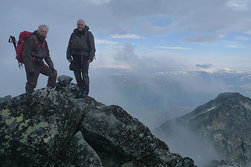 Skagastølsnebbet. Nørdre Skagastølstind i bakgrunnen til høyre