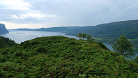 Fra toppen av Katlenova vestover Åfjorden
