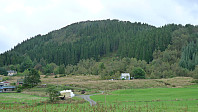 Den skogkledde åsen som kalles Storfjellet sett fra nordsiden 