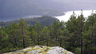 Sørtoppen på Hokøy fra Storgjelsknausen på Padøy