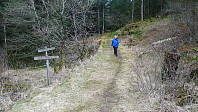 Turstart ved veien nord for Isdalsgårdene i Knarvik