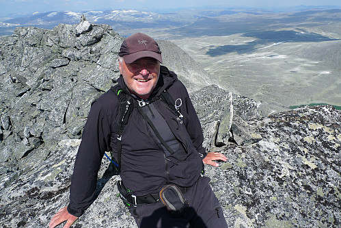 Larstind 2066. Foto Pål