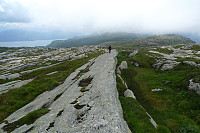 Sikten bedret seg på nedturen. Hardangerfjorden til venstre